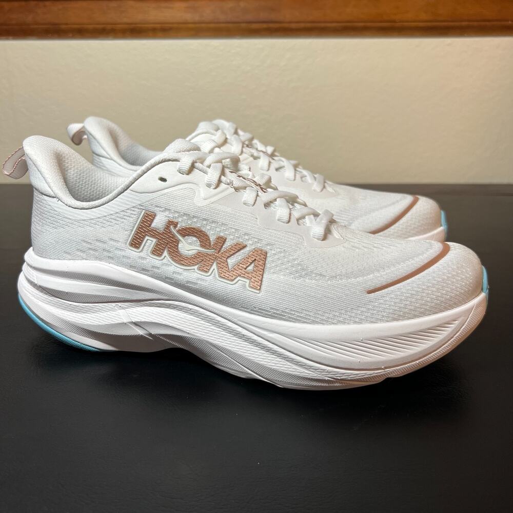 Hoka OneOne Skyflow Frost/RoseGold Shoe's Women's Size 9 B 1155113FTRS New